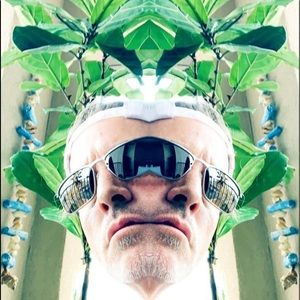 Meet your Posher, Adam